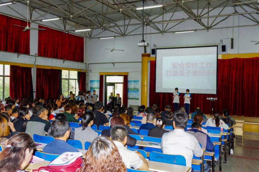 无棣二中举行第六次“校园开放日”活动