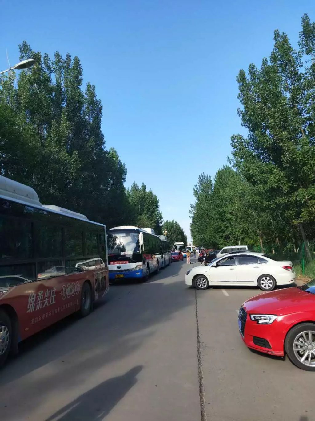 爱心送考,一路同行!无棣汽车站联合七公司助力无棣考生高考