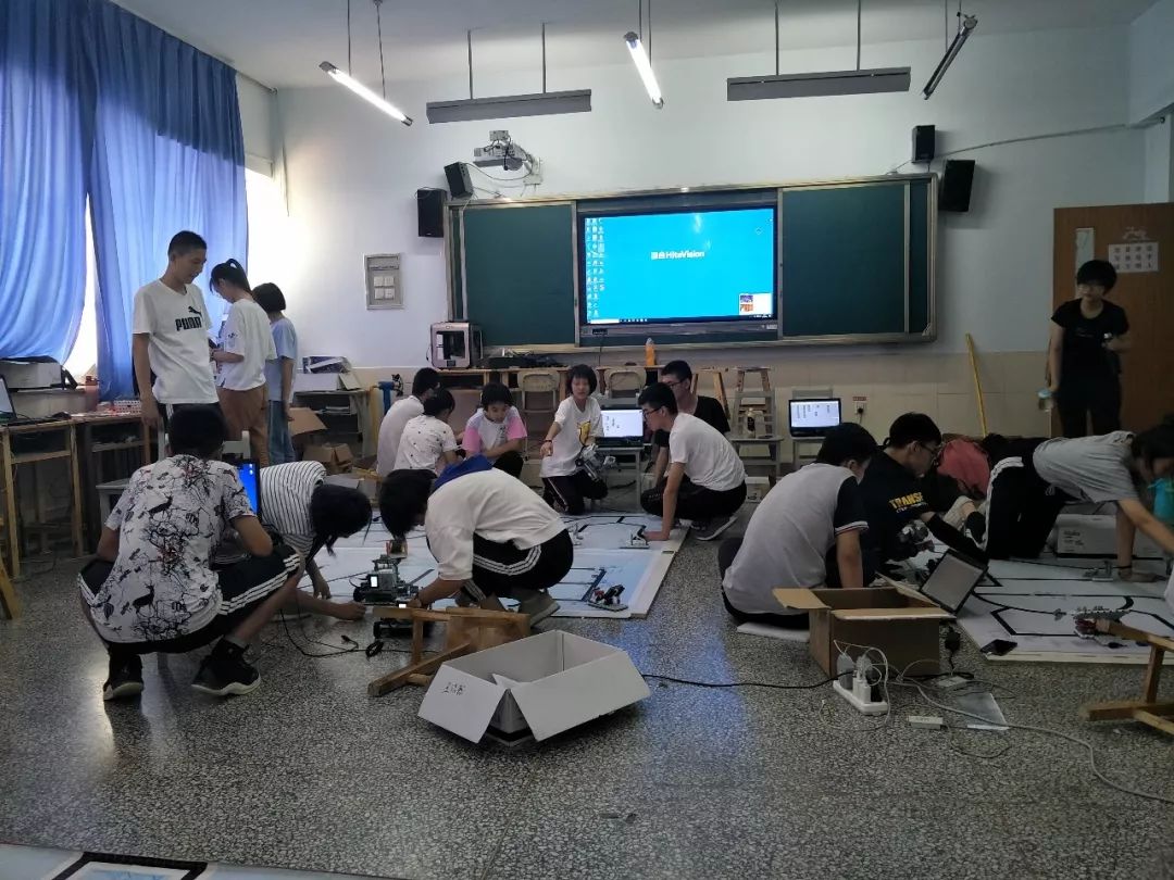 无棣县第二高级中学在山东省创客大赛、 山东省青少年机器人大赛、山东省科技创新大赛活动中捷报频传