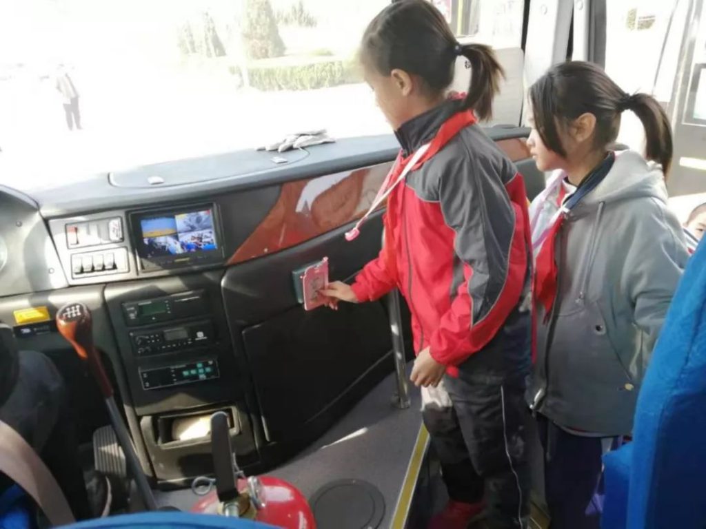 创新管理服务 守护学生平安 无棣校车在行动！