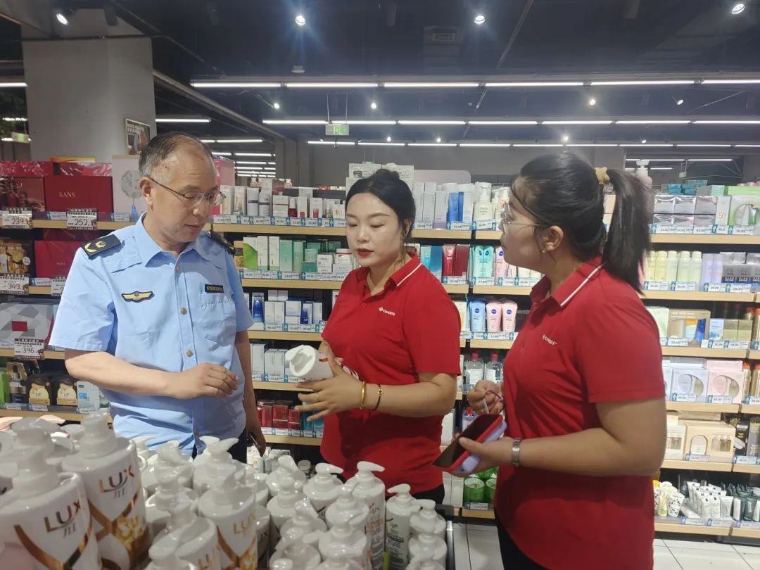 无棣县市场监管局全面整治规范化妆品市场秩序