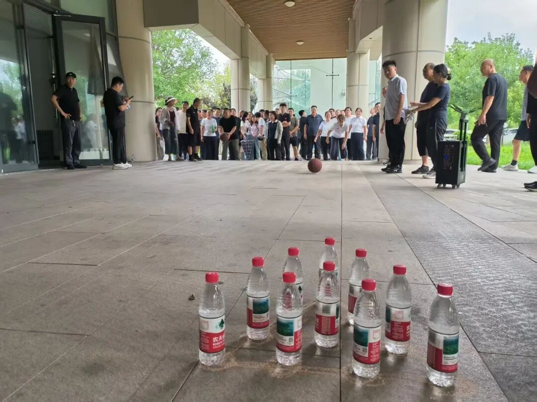 无棣县第六届全民健身运动会团体趣味项目火热继续 无棣县第六届全民健身运动会团体趣味项目火热继续