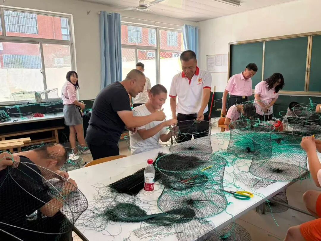 无棣多支志愿队伍关爱特殊孤困儿童 无棣多支志愿队伍关爱特殊孤困儿童