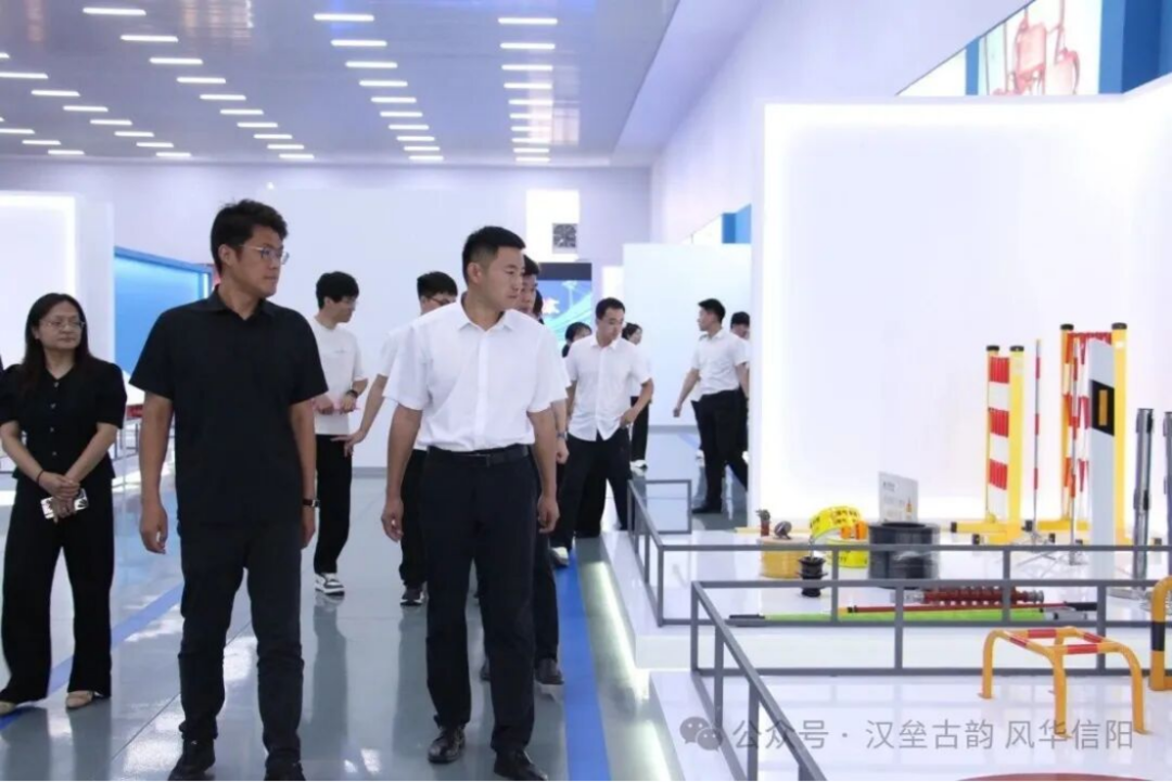 无棣县信阳镇:参观学习拓思路 学思并济促成长