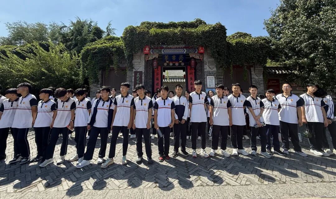 小泊头镇中学学子走进古韵悠悠的无棣古城